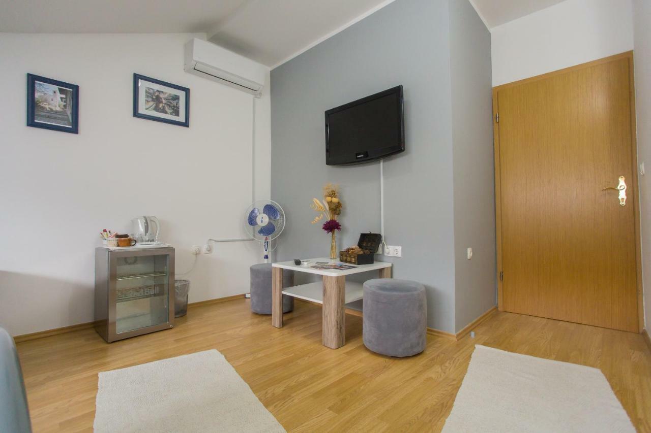 Guest House Stari โมสตาร์ ภายนอก รูปภาพ